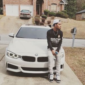 Meet your Posher, Tommie